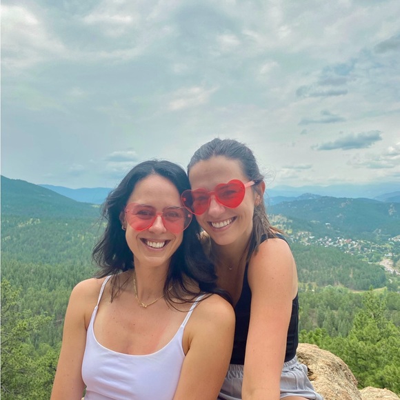 Meet your Posher, Julia - Picture 4 of 4